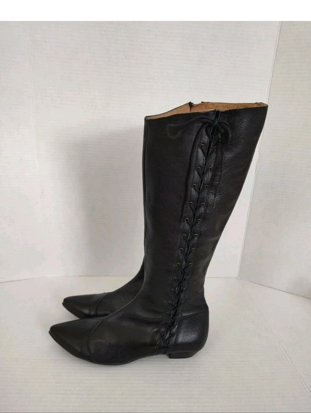 Web Shoemakers web shoemakers